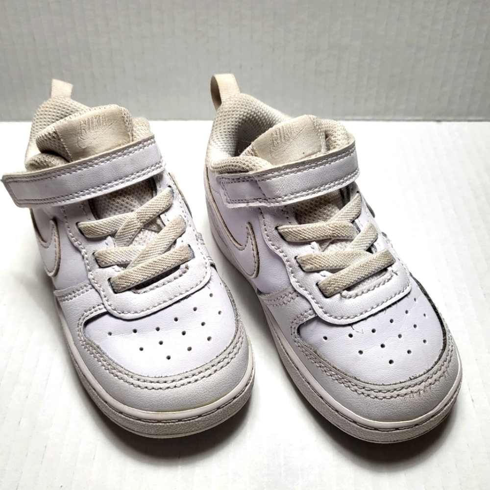 Nike Air Force One White Low Top Sneakers Unisex Sz 7c Toddler
